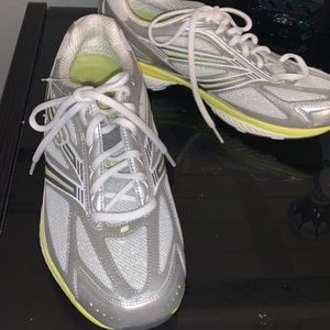 Sketchers shape up toners